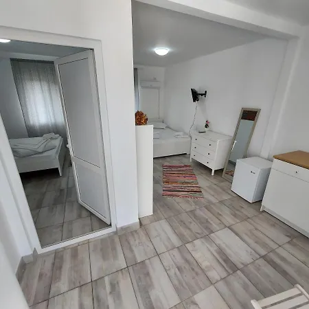 Hotel de apartamente Casa Dada 3*