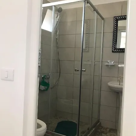 Hotel de apartamente Casa Dada 2 Mai